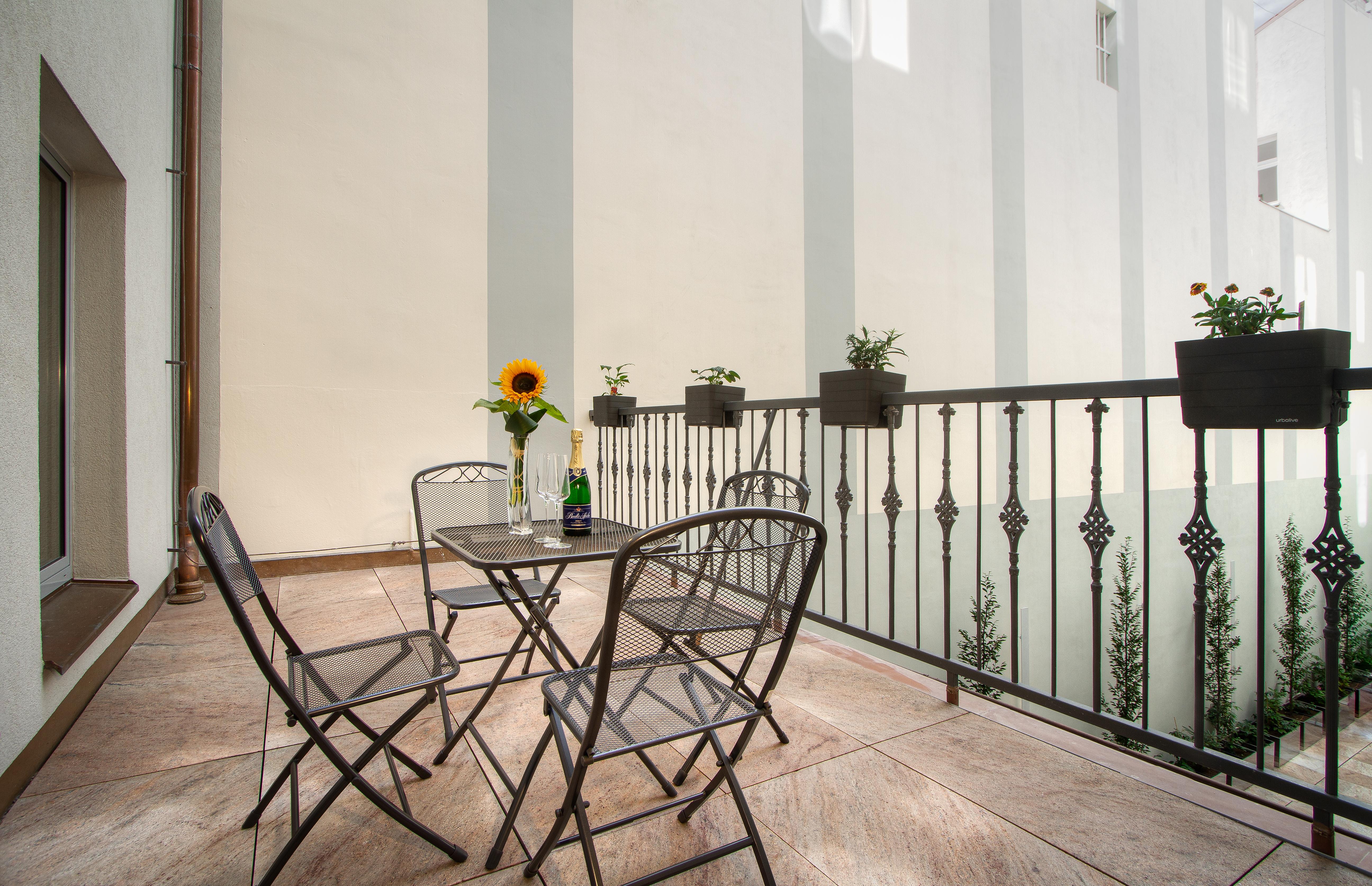 Best Western Premier Hotel Essence Prague Exterior photo